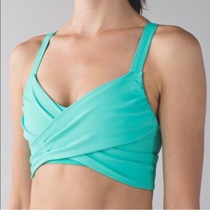 Lululemon Wrap it up Bra